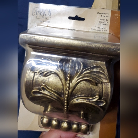 Decrotive Sconce Fashion Trends by Kirsch - Picture 11 of 12